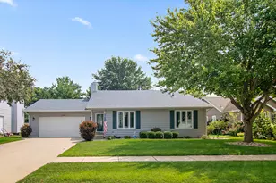 1154 King Arthur Ln, Bourbonnais, IL 60914 - Photo 1