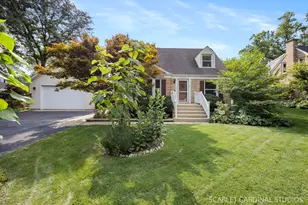 3S269 Gates Pl, Warrenville, IL 60555 - Photo 1