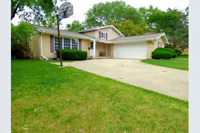 1420 E Lake Louise Drive, Palatine, IL 60074 - Photo 1