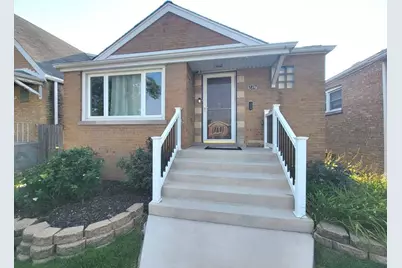 5812 S Moody Avenue, Chicago, IL 60638 - Photo 1