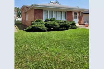 5748 W 89th Place, Oak Lawn, IL 60453 - Photo 1
