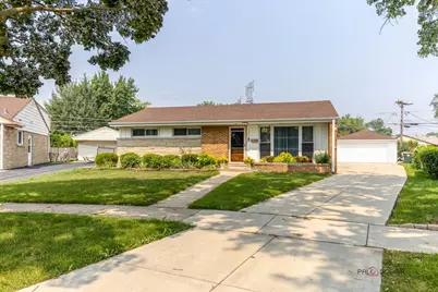 7254 Davis Street, Morton Grove, IL 60053 - Photo 1