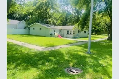 1311 N Walnut Street, Champaign, IL 61820 - Photo 1