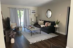 184 S Waters Edge Dr, Glendale Heights, IL 60139 - Photo 1