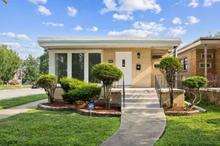 2134 E 91st St, Chicago, IL 60617 - Photo 1