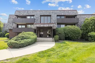 491 Timber Ridge Dr, Carol Stream, IL 60188 - Photo 1