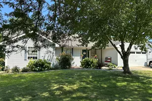 506 Laurel Dr, Saint John, IL 61873 - Photo 1