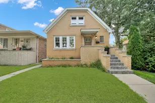 5530 S New England Ave, Chicago, IL 60638 - Photo 1