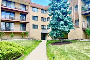 7100 W Cullom Ave, Norridge, IL 60706 - Photo 1