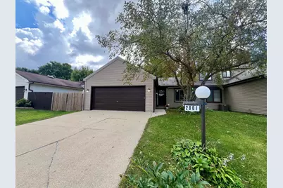 2801 Heritage Drive, Champaign, IL 61822 - Photo 1