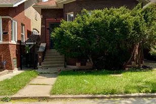 8115 S Rhodes Ave, Chicago, IL 60619 - Photo 1