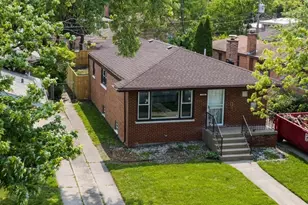 15035 Evers St, Dolton, IL 60419 - Photo 1