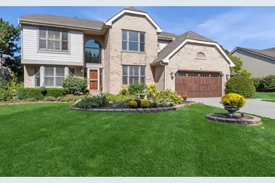 941 E Rosewood Avenue, Naperville, IL 60563 - Photo 1