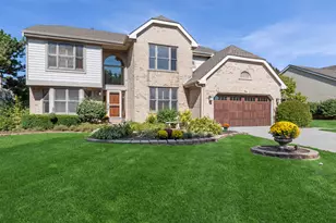 941 E Rosewood Ave, Naperville, IL 60563 - Photo 1