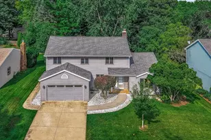 34 Cedar Gate Cir, Sugar Grove, IL 60554 - Photo 1