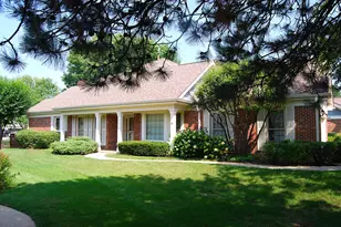 2110 N Charter Point Dr, Arlington Heights, IL 60004 - Photo 1