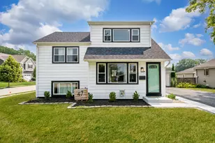 47 N Craig Pl, Lombard, IL 60148 - Photo 1