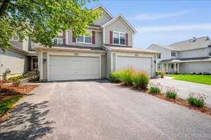 557 Peregrine Pkwy, Bartlett, IL 60103 - Photo 1