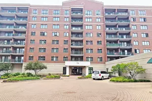 770 Pearson St, Des Plaines, IL 60016 - Photo 1