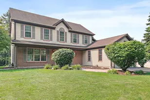 971 W Hidden Hills Ln, Palatine, IL 60067 - Photo 1