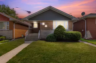 329 153rd Pl, Calumet City, IL 60409 - Photo 1