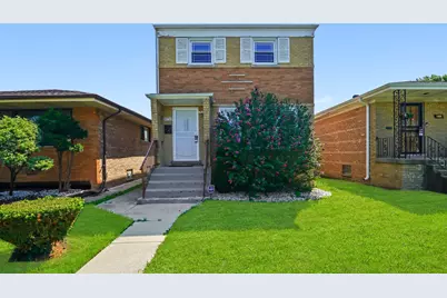 9713 S Yale Avenue, Chicago, IL 60628 - Photo 1