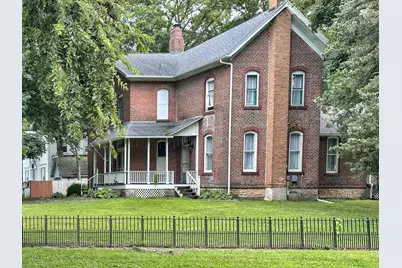 705 S 4th Street, Watseka, IL 60970 - Photo 1