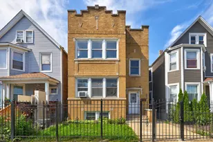 2016 N Kilbourn Ave, Chicago, IL 60639 - Photo 1