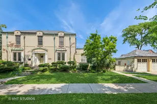 10057 S Bell Ave, Chicago, IL 60643 - Photo 1