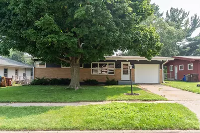 816 Hawthorne Avenue, Rockford, IL 61108 - Photo 1