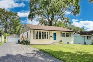 3708 Bluebird Ln, Rolling Meadows, IL 60008 - Photo 1