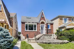 1622 Kenilworth Ave, Berwyn, IL 60402 - Photo 1