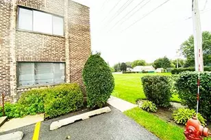 240 E Rimini Ct, Palatine, IL 60067 - Photo 1