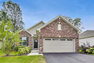 1101 Black Cherry Dr, Crystal Lake, IL 60012 - Photo 1