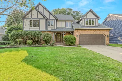 710 Alexandria Drive, Naperville, IL 60565 - Photo 1