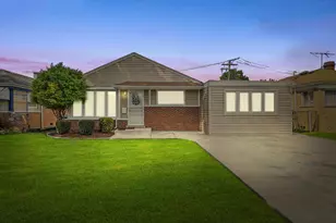 4706 W 82nd Pl, Chicago, IL 60652 - Photo 1