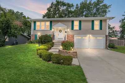 1250 Campbell Lane, Hoffman Estates, IL 60169 - Photo 1