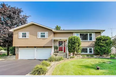 935 Regent Street, New Lenox, IL 60451 - Photo 1