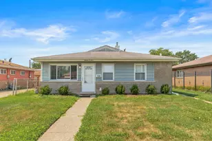 1304 Burnham Ave, Calumet City, IL 60409 - Photo 1