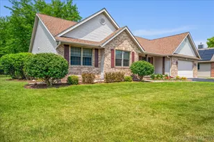 475 John Marshall Ln, Sycamore, IL 60178 - Photo 1