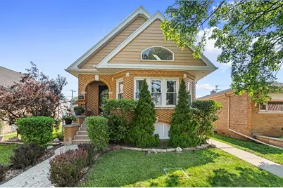 2925 N 74th Court, Elmwood Park, IL 60707 - Photo 1
