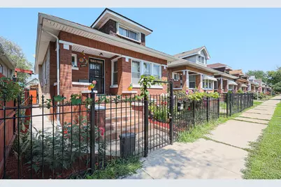 4938 W Crystal Avenue, Chicago, IL 60651 - Photo 1
