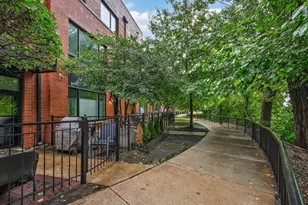 2834 N River Walk Dr, Chicago, IL 60618 - Photo 1