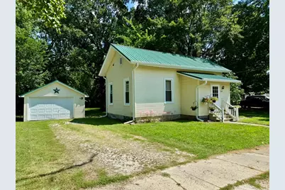 812 Eddy Street, Sandwich, IL 60548 - Photo 1