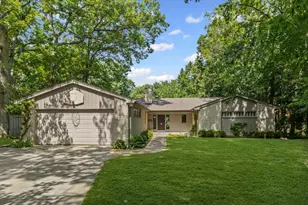 333 Marshman Ave, Highland Park, IL 60035 - Photo 1