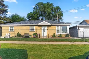 7701 Latrobe Ave, Burbank, IL 60459 - Photo 1