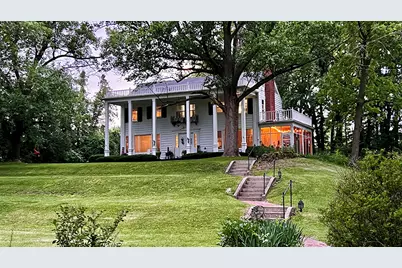 644 Genesee Avenue, Morrison, IL 61270 - Photo 1