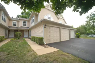 4423 Edinburg Ln, Hanover Park, IL 60133 - Photo 1