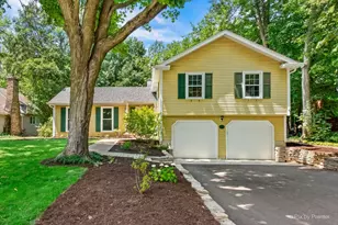 1138 Pine Ct, Batavia, IL 60510 - Photo 1