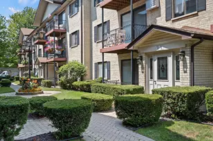 5159 N East River Rd, Chicago, IL 60656 - Photo 1